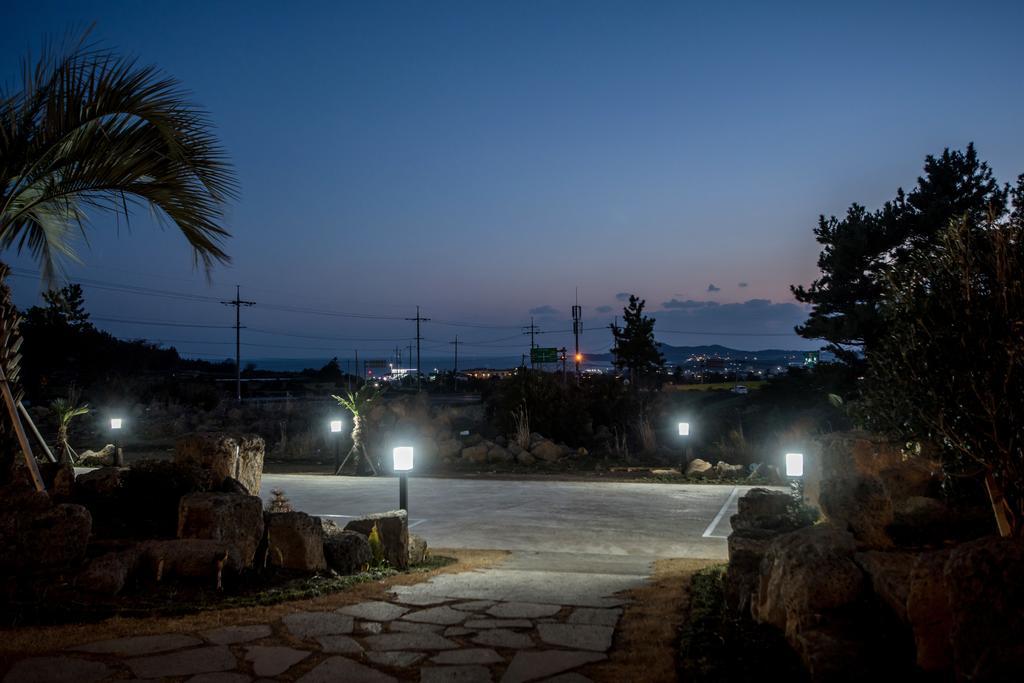 Jeju 542 Pension Seogwipo Quarto foto